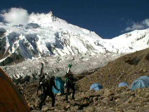 
Leaving Base Camp In Perfect Weather With Manaslu - Best Of EOFT 5 DVD - Expedition Manaslu
